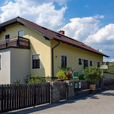 Gaestezimmer Ilse Brauneis Hotel Mautern Exterior photo